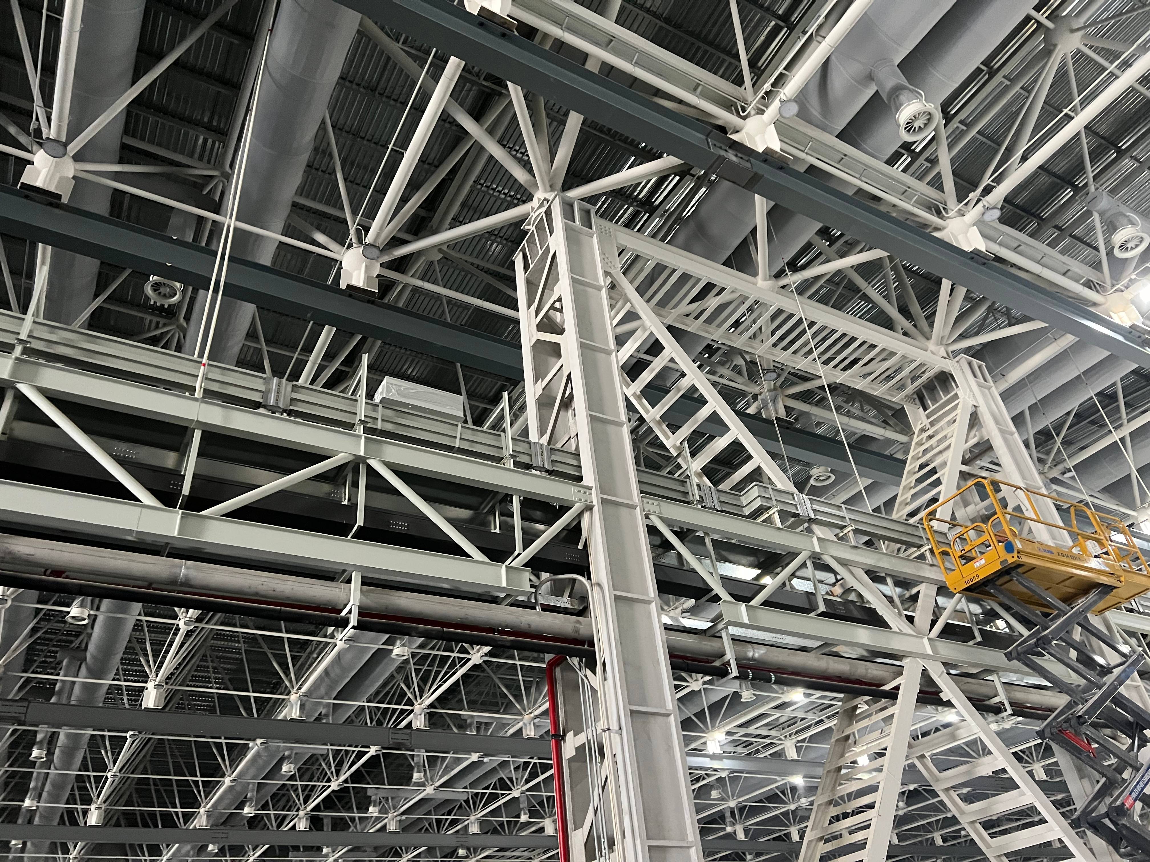 淮州电气-母线槽生产厂家-现场安装(1)